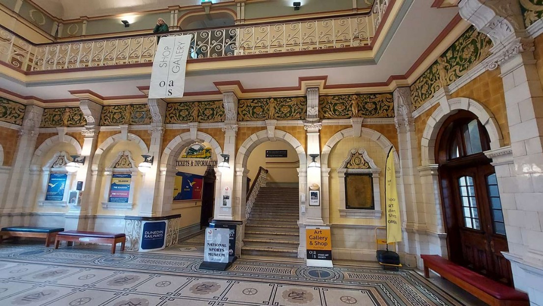 Der Bahnhof von Dunedin wurde vom Architekten George A. Troup geplant und 1906 eröffnet.