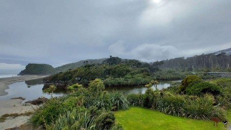 Ship Creek an der Tasman Sea 