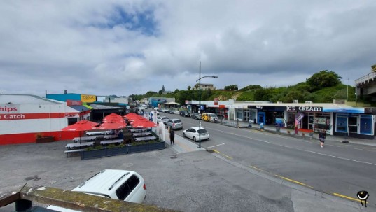 Die Hauptstrasse von Kaikoura.