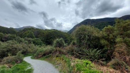 Wanderung zu den Blue Pools