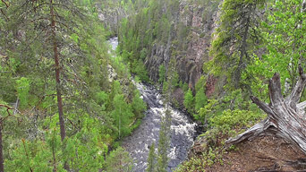 Ausblick von oben auf einen Canyon